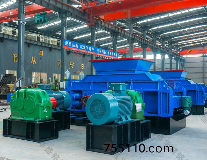 大(big)型液壓對輥製砂機