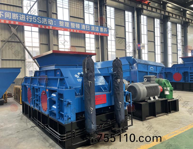 小(small)型對輥製砂機