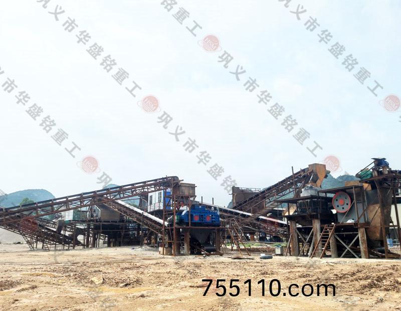 山(mountain)西對輥製砂機製砂現場
