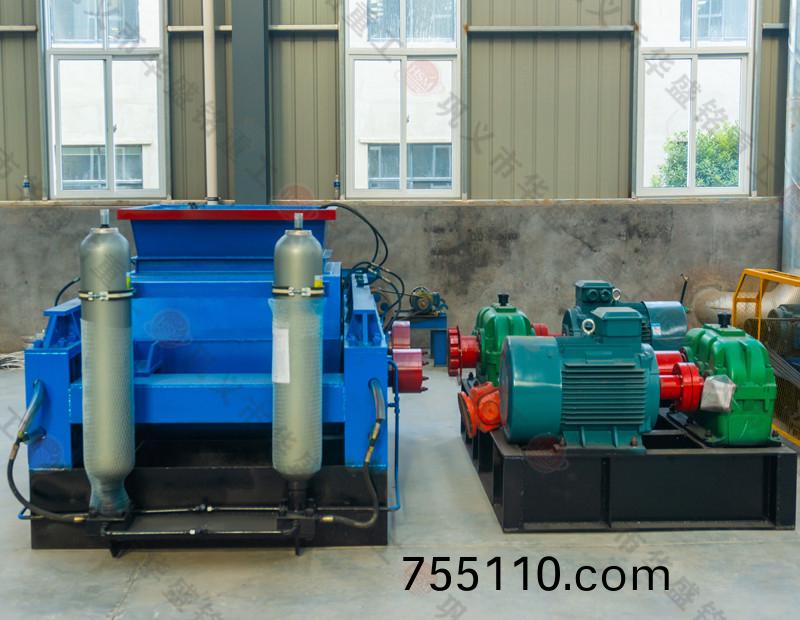 1510青石液壓對輥破碎機