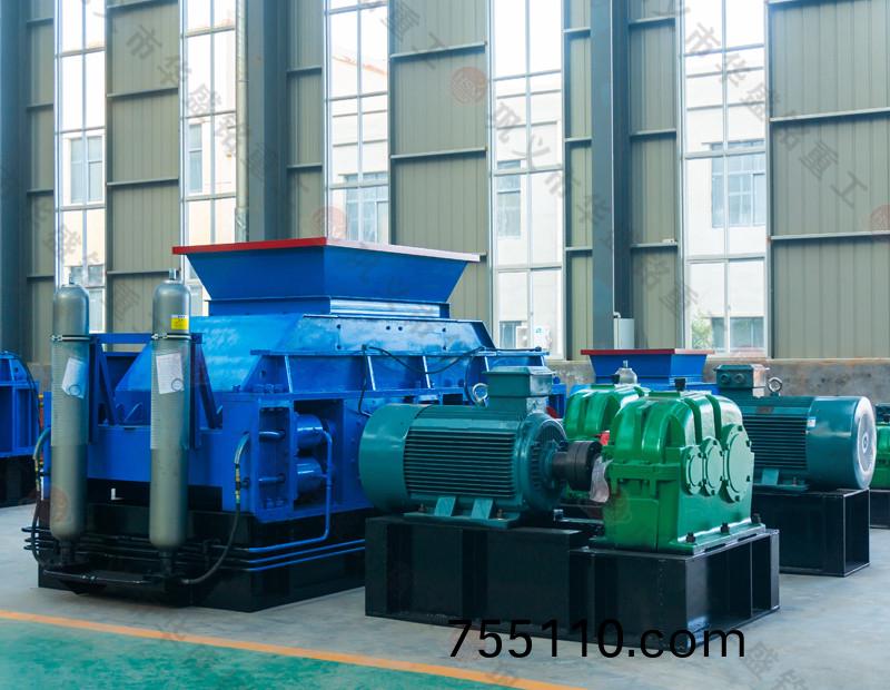 新(new)型液壓對輥式製砂機